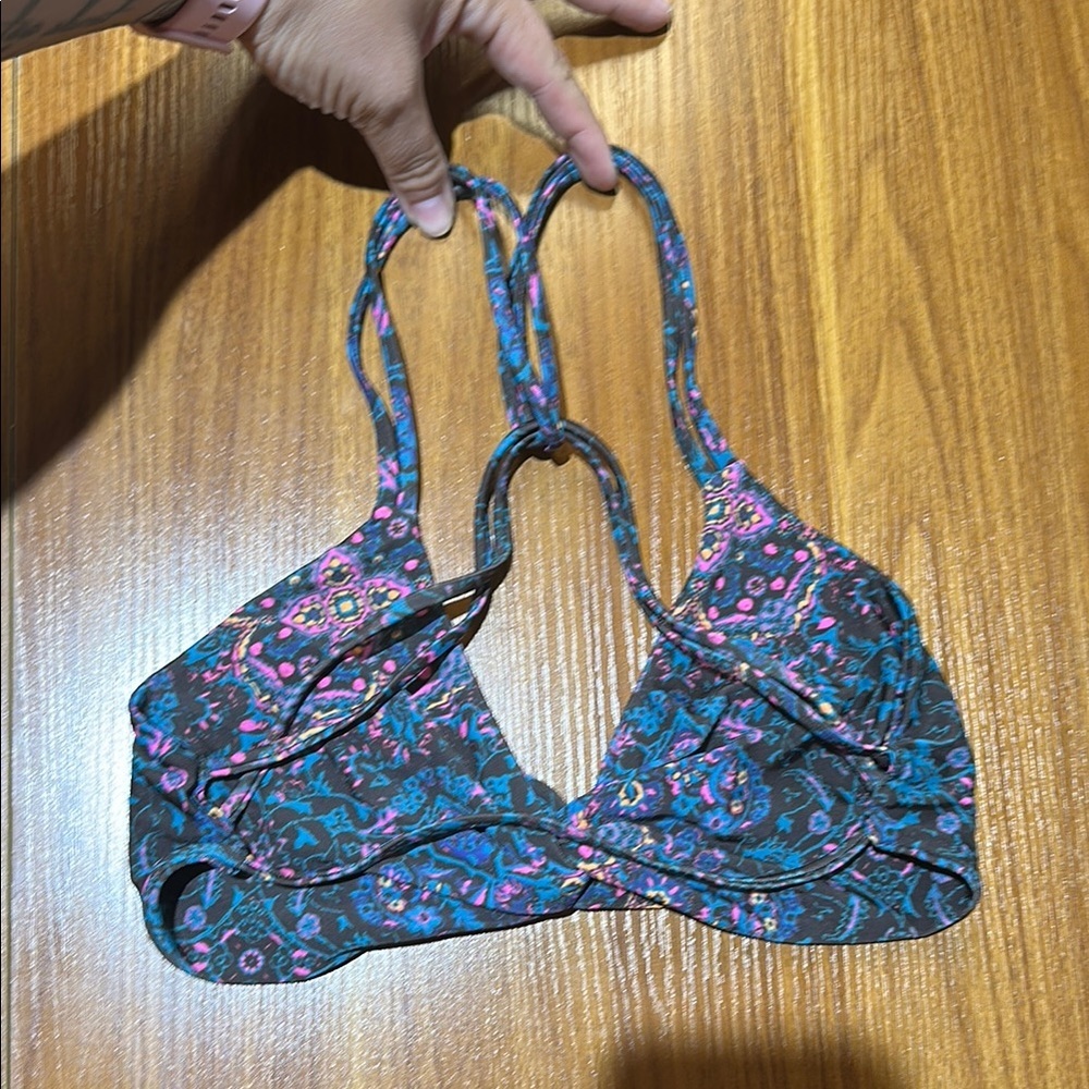 EUC Cute Multicolor Print Bikini Top with Cute Strap Design 🦖 - Picture 6 of 8